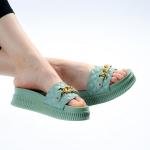 نعال أنيق بتصميم مبطن مع سلسلة ذهبية