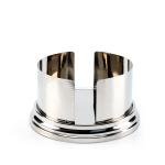 Steel travel plate stand for cake plates