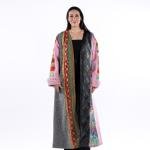 بشت نسائي بنقوش ملونة