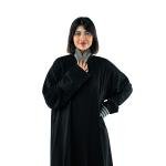 مينيمالست عباية أنيقة بأكمام مخططة