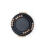 صينية معدنية دائرية بتفاصيل خشبية أنيقة