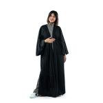 عباية مفتوحة بتفاصيل شرابة مكرامية فريدة