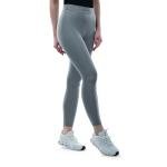 طقم رياضي نسائي