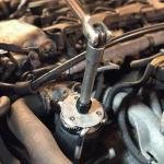 3-Jaw Adjustable Oil Filter Wrench Tool – Heavy-Duty Universal Remover