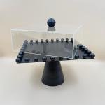 طبق الكيك الحديدي الأسود ذو القاعدة المربعة