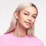 إيسنس أحمر الشفاه السائل 8H مات لون 03