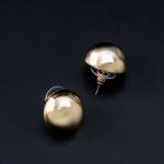 طقم أقراط وقلادة كروية بتصميم بسيط وأنيق