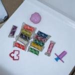 Cute Animal Play Dough Bucket Set - 12 Vibrant Colors with Fun Molds and Easy-Carry Drip-Lid Design