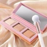 اسينس باليت هايلايتر وبرونزر