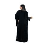 An abaya that combines modernity and elegance in one piece