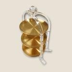 حامل تقديم ثلاثي الطبقات باللون الذهبي مع قاعدة أكريليك شفافة