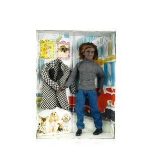 دمية باربي لعارض أزياء تصميم تيم