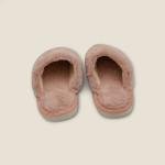 نعال منزلي ناعم للنساء راحة دافئة وأنيقة في كل خطوة