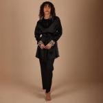 قميص تونيك للسيدات بحزام مع ياقة وأساور مطبوعة