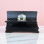 مشبك الشعر نوير دوت العتيق بلمسة لامعة وأسنان ذهبية