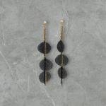 Boho Black Leaf Drop Earrings – Gold Chain Dangle Design