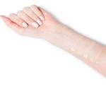 كاتريس كريم أساسHD السائل – 020 روز بيج