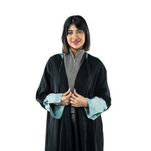 عباية كلاسيكية بأكمام على الطريقة الكيمونو