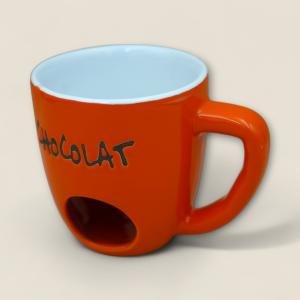 مج شوكولاتة من السيراميك مع سخان مدمج يعمل بشمعة